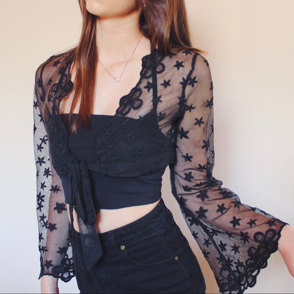 *SOLD* Sheer Flower Tie Shawl